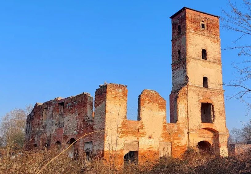 Ruiny zamku Smolec, Poland